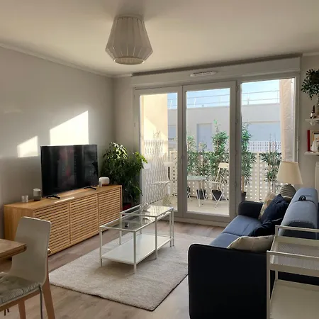 Proche Paris Cdg Asterix Apartment Les Pavillons-sous-Bois